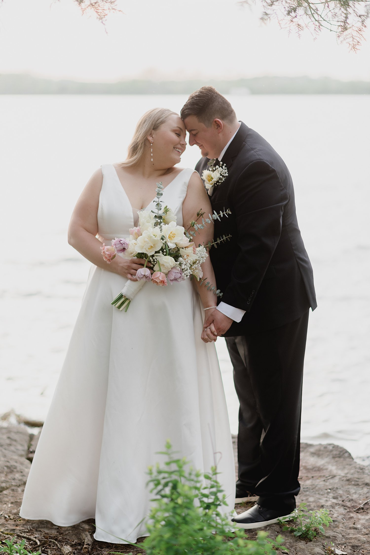 Intimate PEC Micro Wedding | Prince Edward County Wedding Photographer | Holly McMurter Photographs_0102.jpg