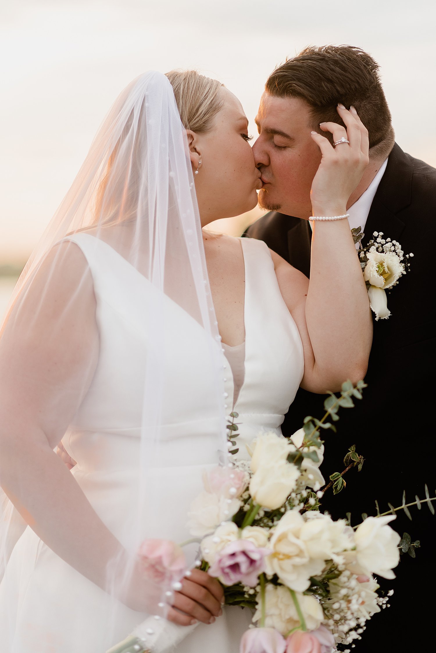 Intimate PEC Micro Wedding | Prince Edward County Wedding Photographer | Holly McMurter Photographs_0119.jpg