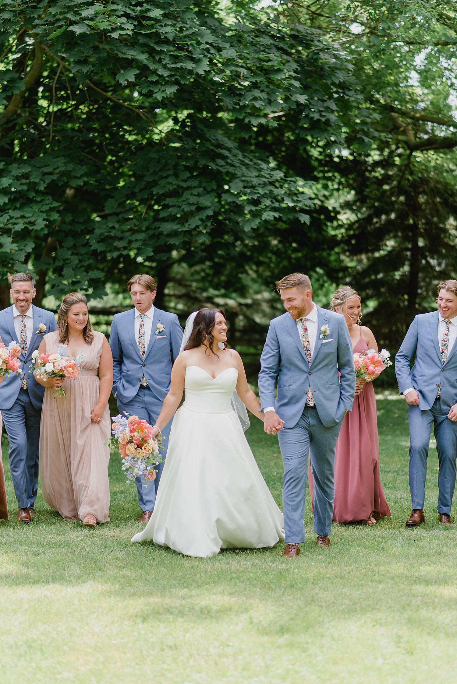 Casa Dea Winery Wedding in Prince Edward County | Prince Edward County Wedding Photographer | Holly McMurter Photographs_0054.jpg