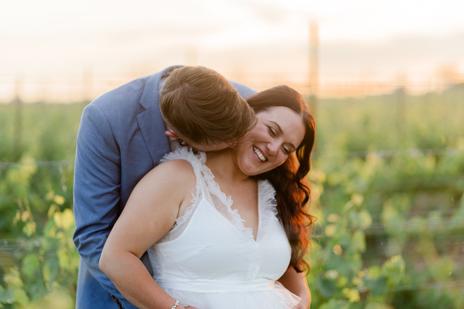 Casa Dea Winery Wedding in Prince Edward County | Prince Edward County Wedding Photographer | Holly McMurter Photographs_0120.jpg