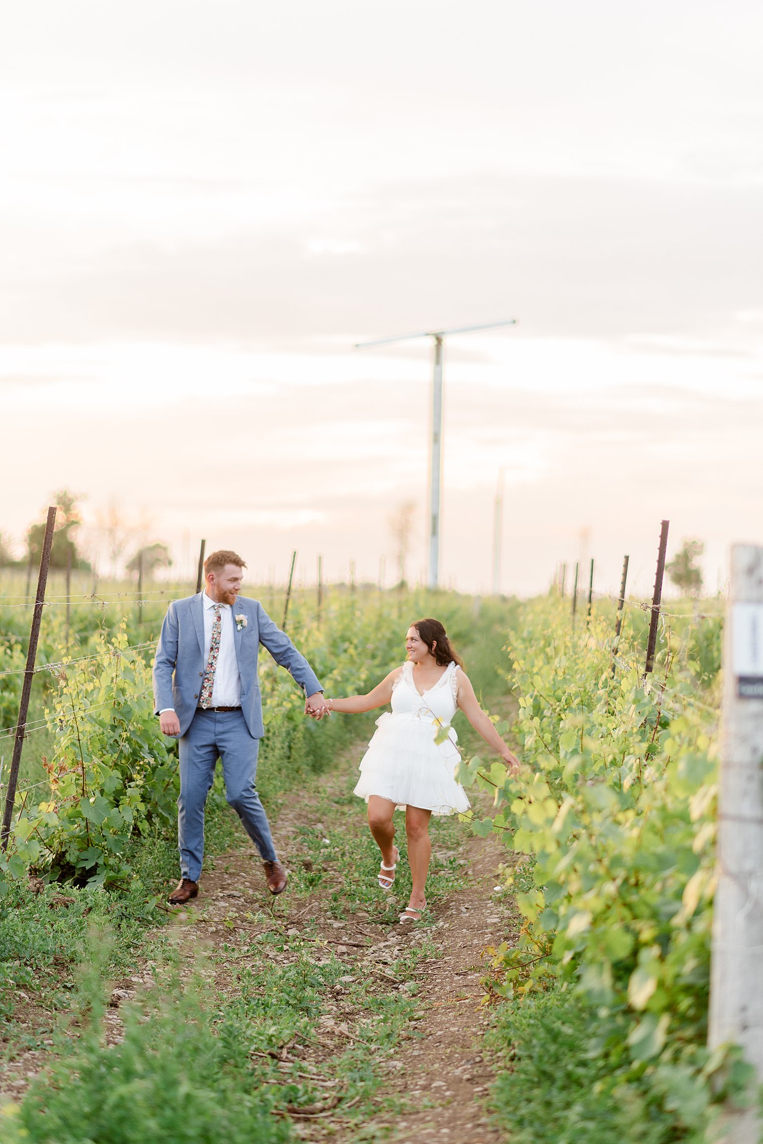 Casa Dea Winery Wedding in Prince Edward County | Prince Edward County Wedding Photographer | Holly McMurter Photographs_0123.jpg