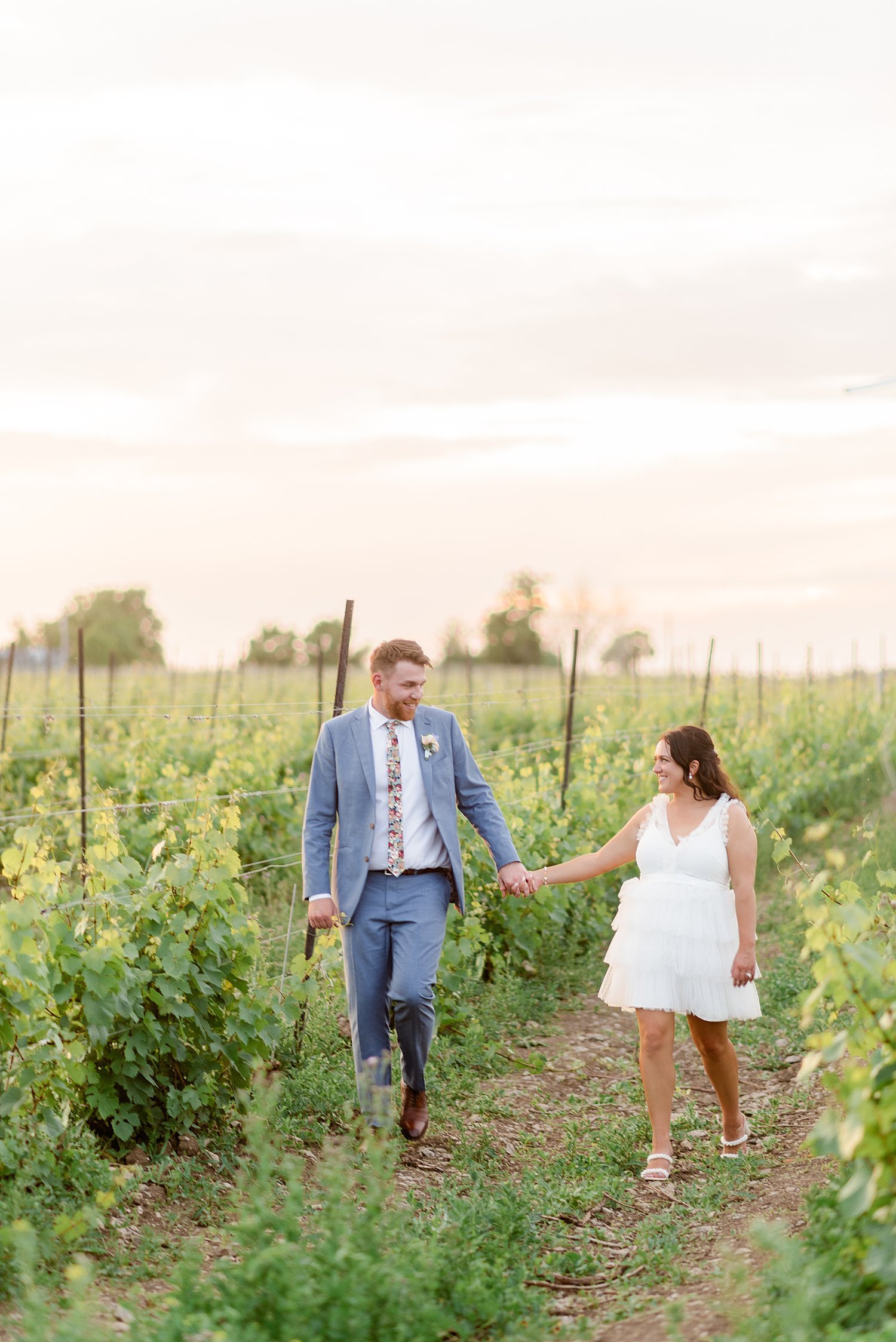 Casa Dea Winery Wedding in Prince Edward County | Prince Edward County Wedding Photographer | Holly McMurter Photographs_0124.jpg