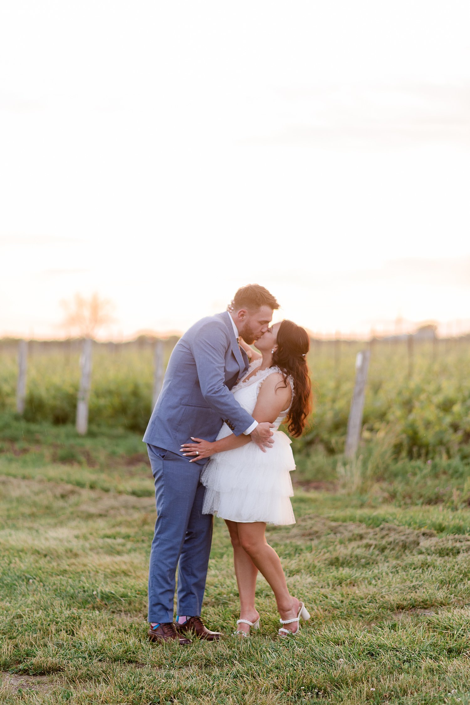 Casa Dea Winery Wedding in Prince Edward County | Prince Edward County Wedding Photographer | Holly McMurter Photographs_0128.jpg