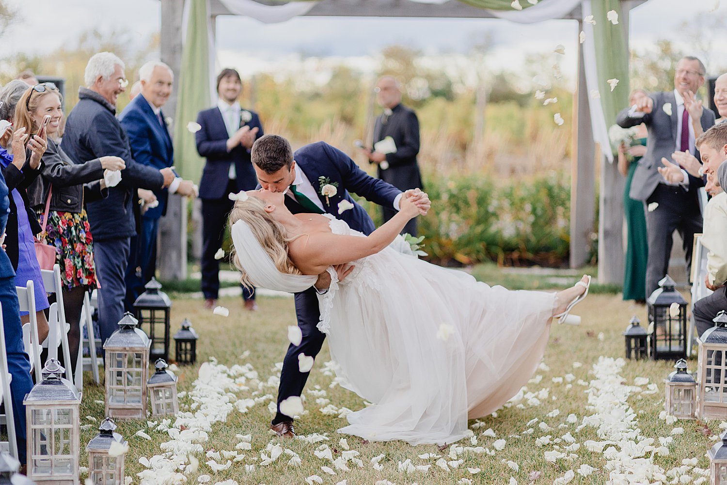 The Grange - Prince Edward County Wedding Venues | Holly McMurter Photographs_0003.jpg