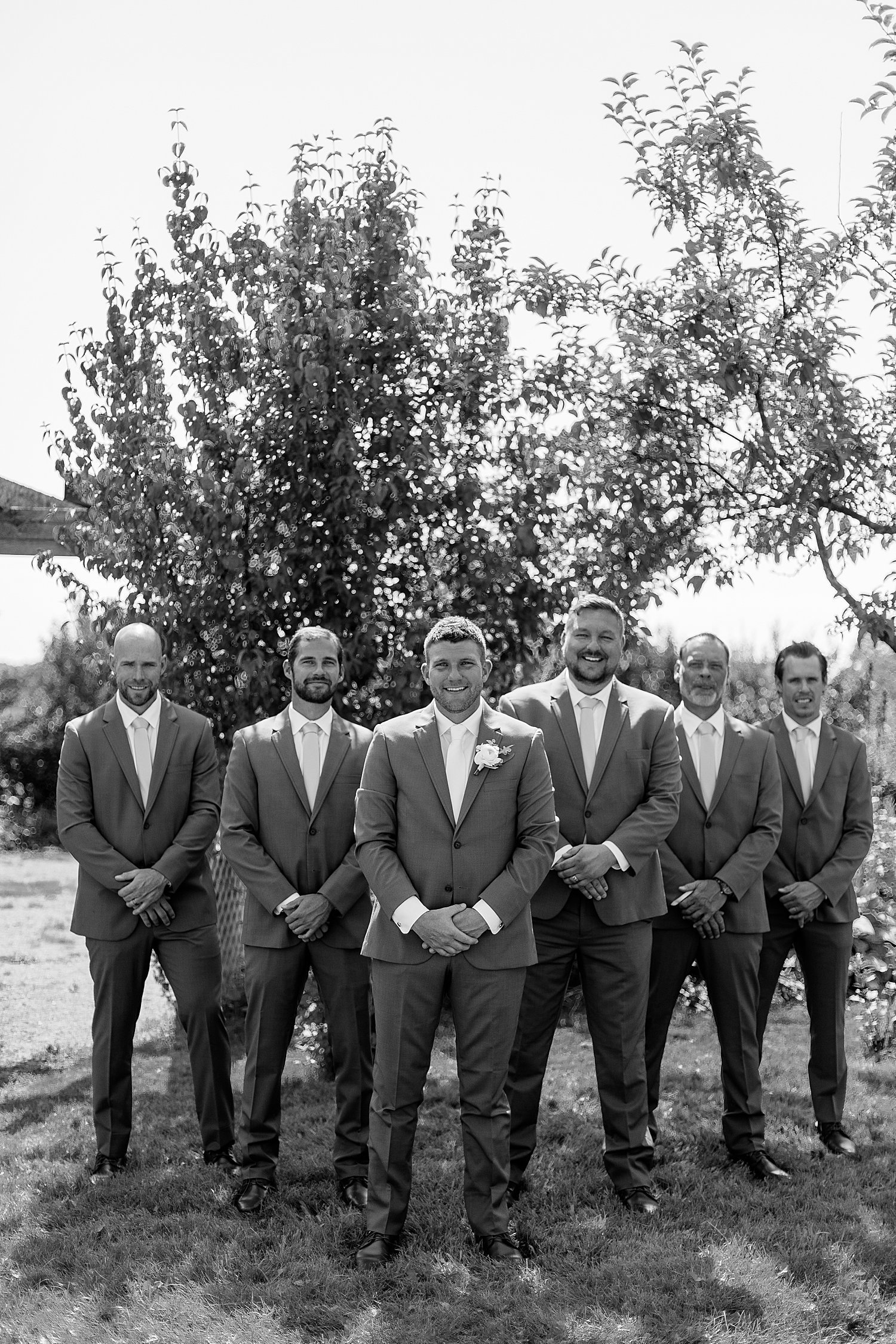Cherryvale Wedding in Prince Edward County | Holly McMurter Photographs_0025.jpg