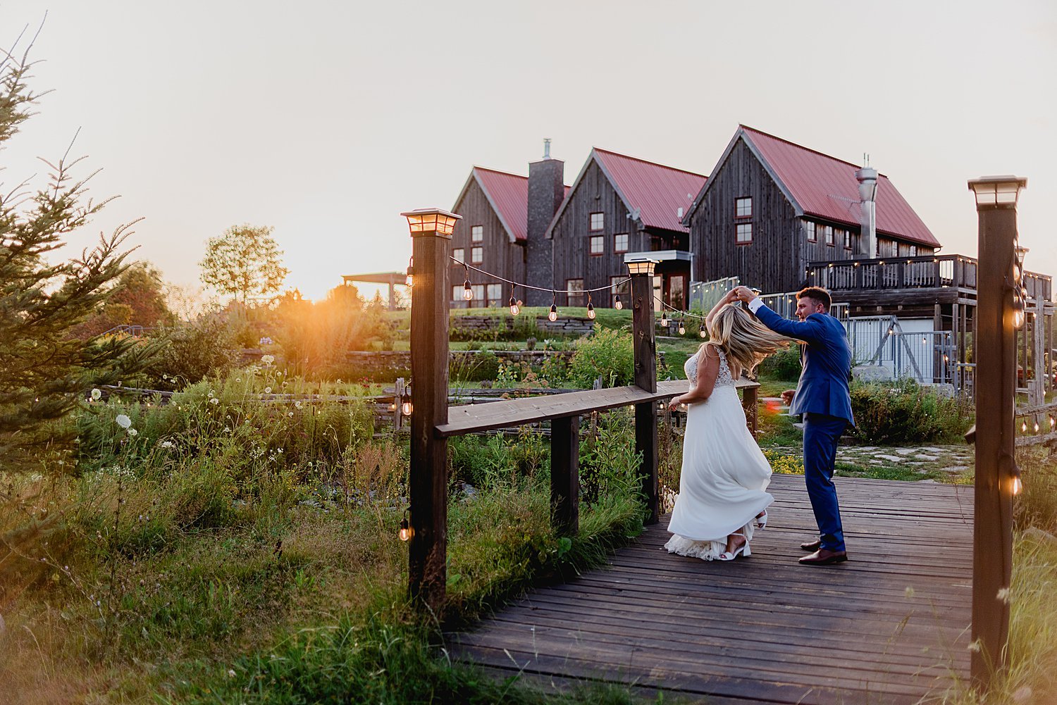 Cherryvale Wedding in Prince Edward County | Holly McMurter Photographs_0077.jpg