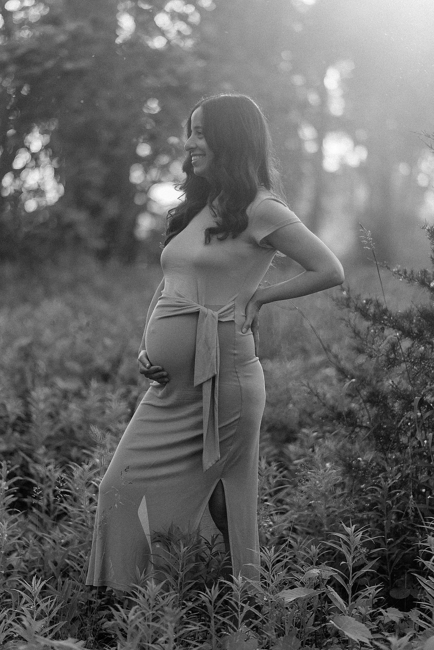 wellington-beach-maternity-session-prince-edward-county-holly-mcmurter-6.JPG
