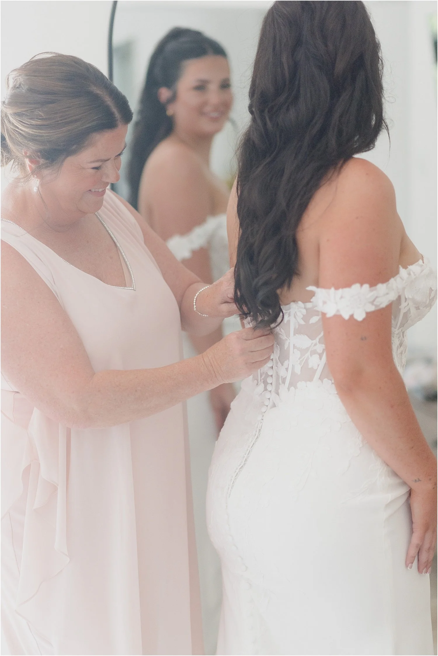 Prince Edward County backyard wedding bride getting ready | Holly McMurter Photographs_0007.jpg