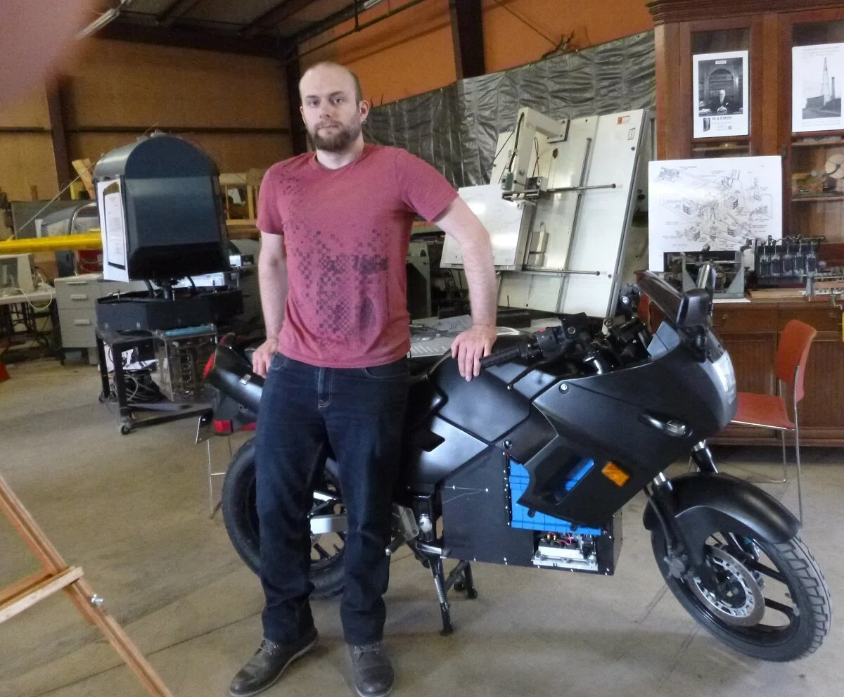 Erik+Leonard+-+Next+Wave+Motorcycle+1200+px.jpeg