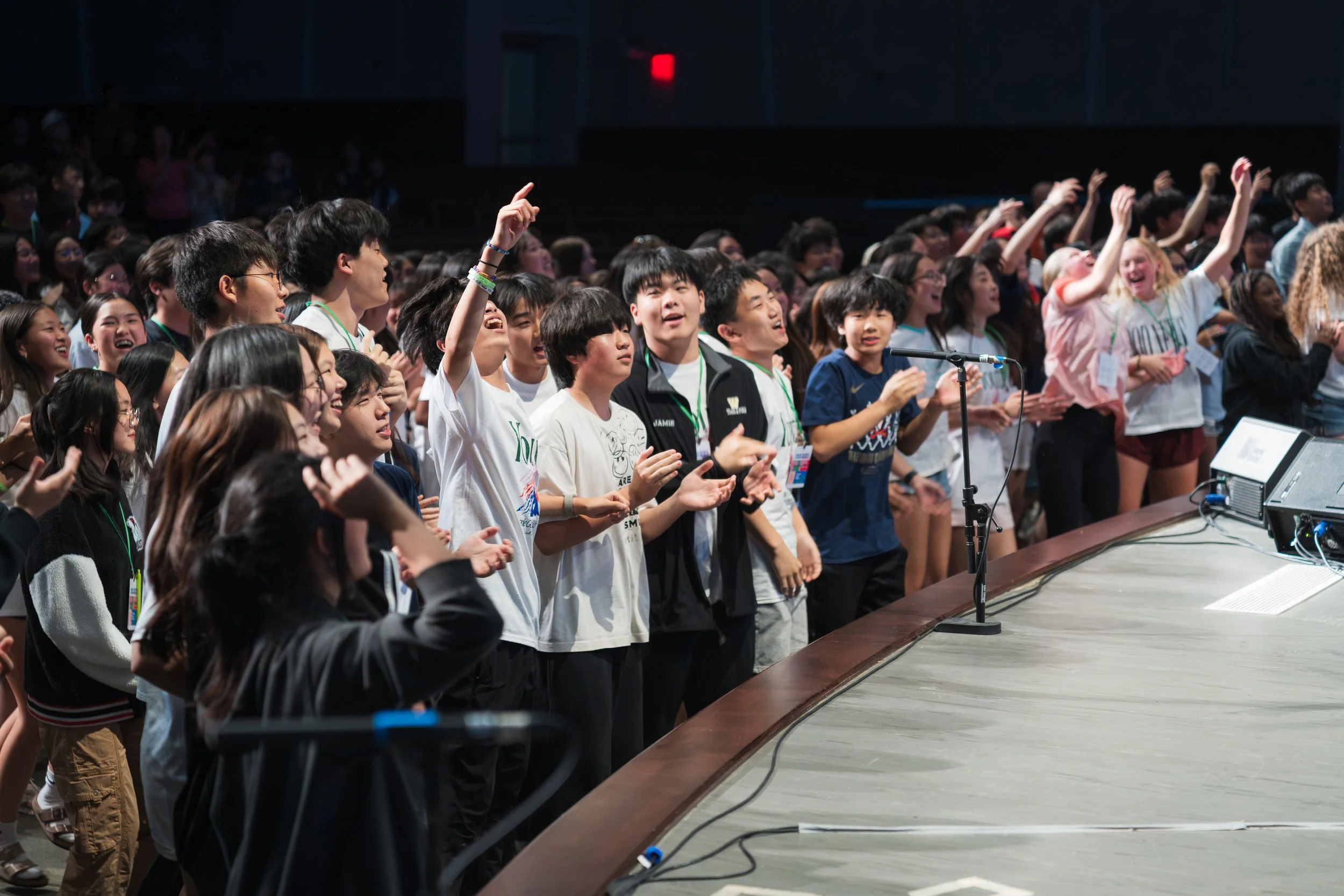 i-BWSFqdD-4K.jpg