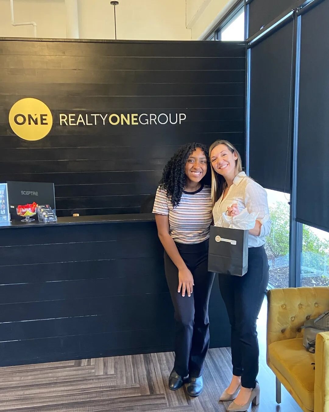 Summer July Brokerage Photo Dump coming in hot! 🔥
........... ...........
Only at Realty One Group Edge.