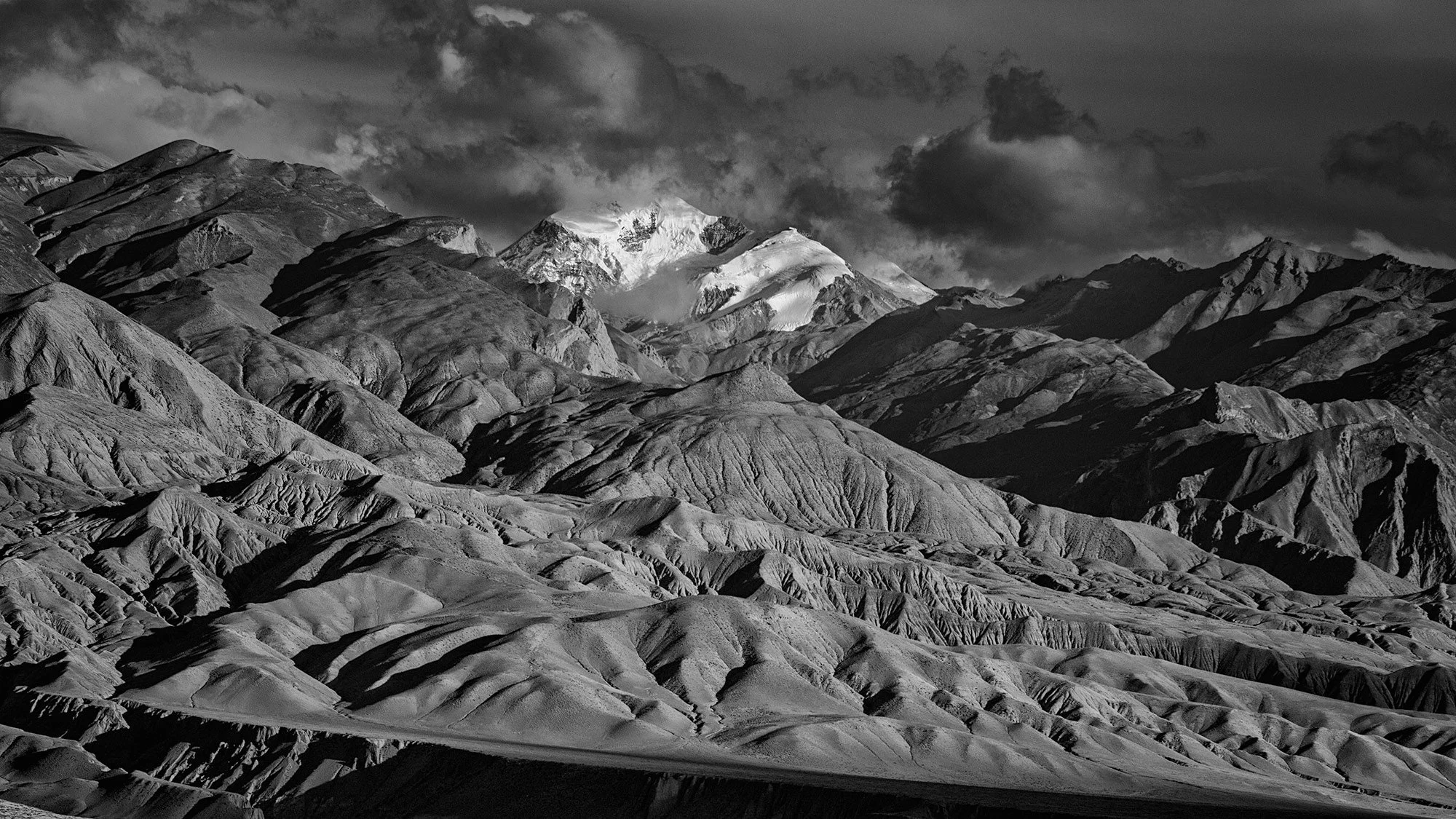 _Zolo-Demjan---20090904-Mustang B&W.jpg