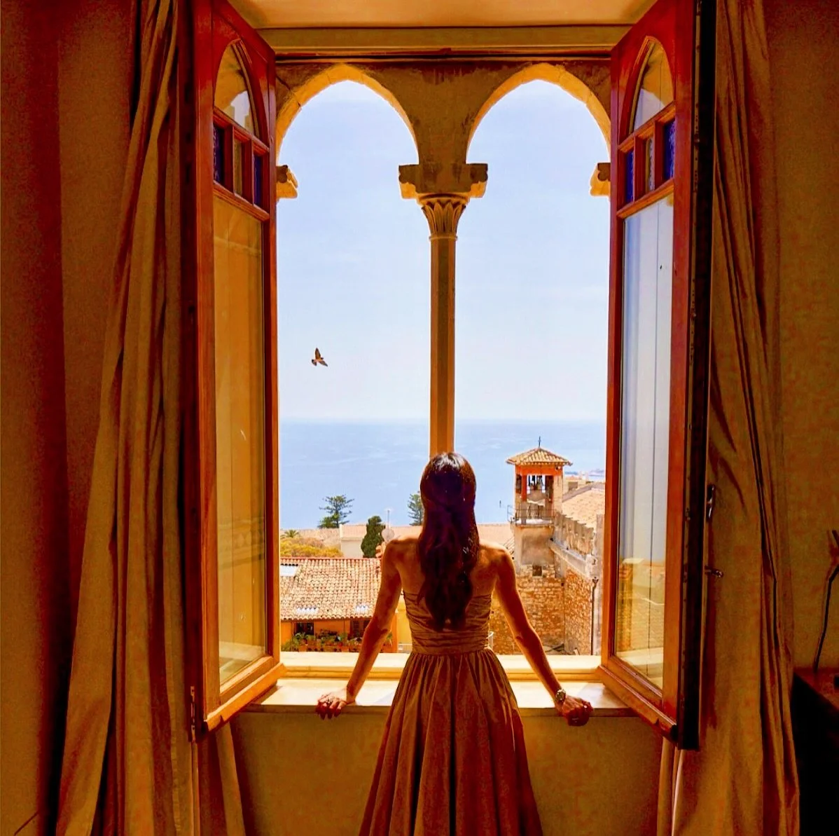 An Intimate Sicilian Escape 🇮🇹✨

Perched above the Ionian Sea, just steps from Taormina&rsquo;s buzzing Corso Umberto, Palazzo Vecchio is a luxury boutique hotel that feels a world away from the crowds.

With only 12 rooms, this 19th-century retrea