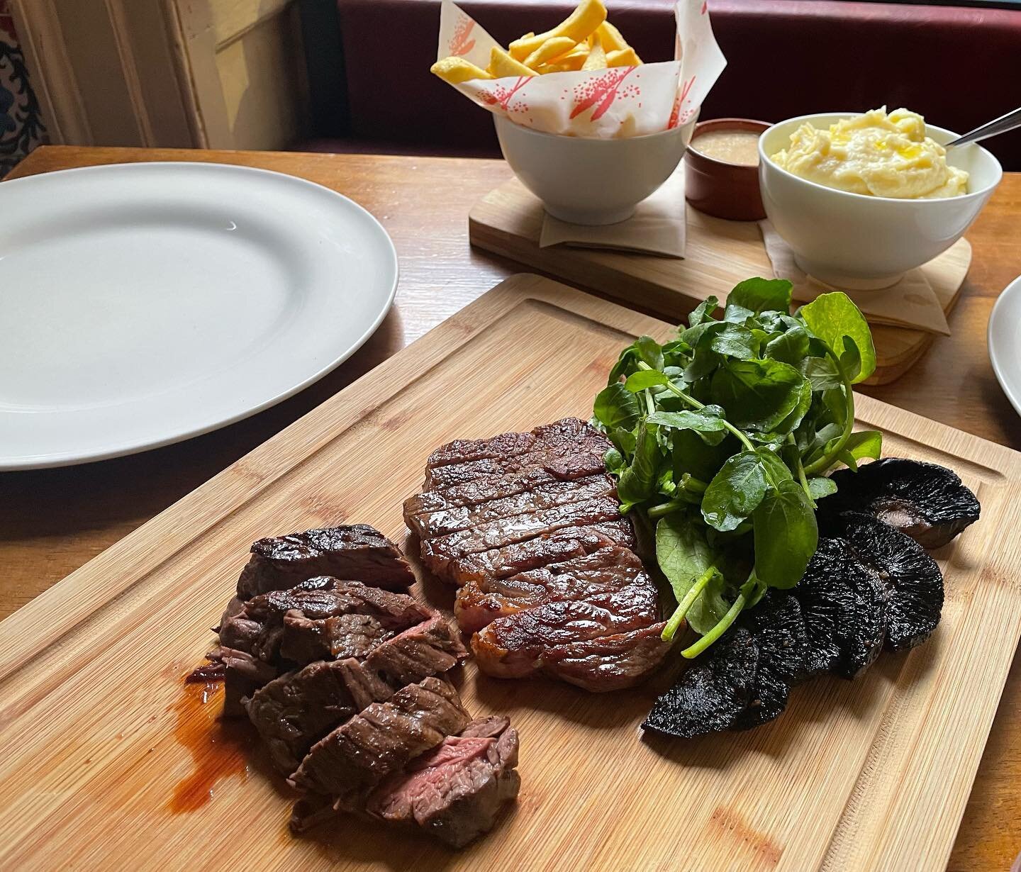 Tomorrow is Tuesday. Tuesday is steak night :

Choose your weight, cut, sauce and sides&hellip; plus add a glass of Malbec for &pound;5 or bottle just &pound;20 .

Booking not required recommended !
.
.
.

.
#bristol #bs8 #clifton #cliftonvillage #cl