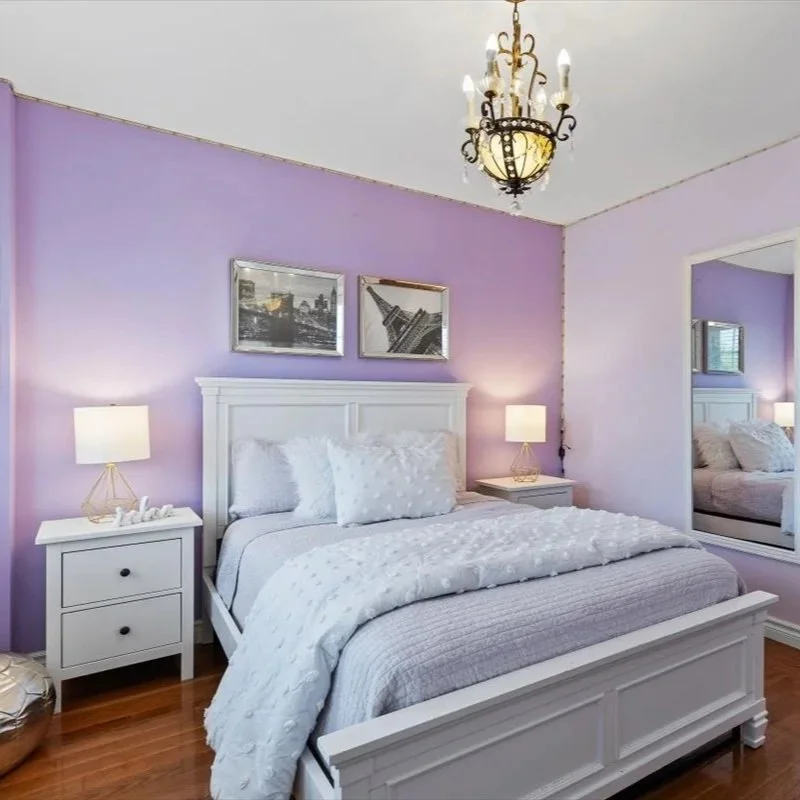 White Spider Lampshade with Gold Wiring - LS2