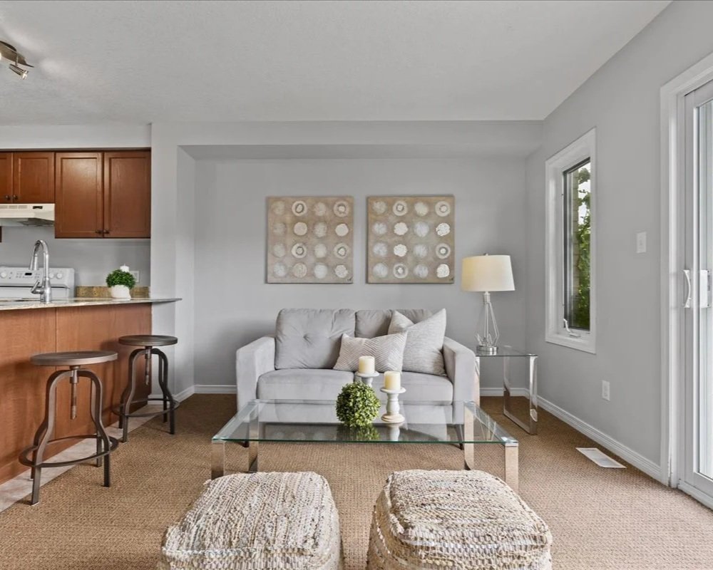 Dublin Loveseat - SF8