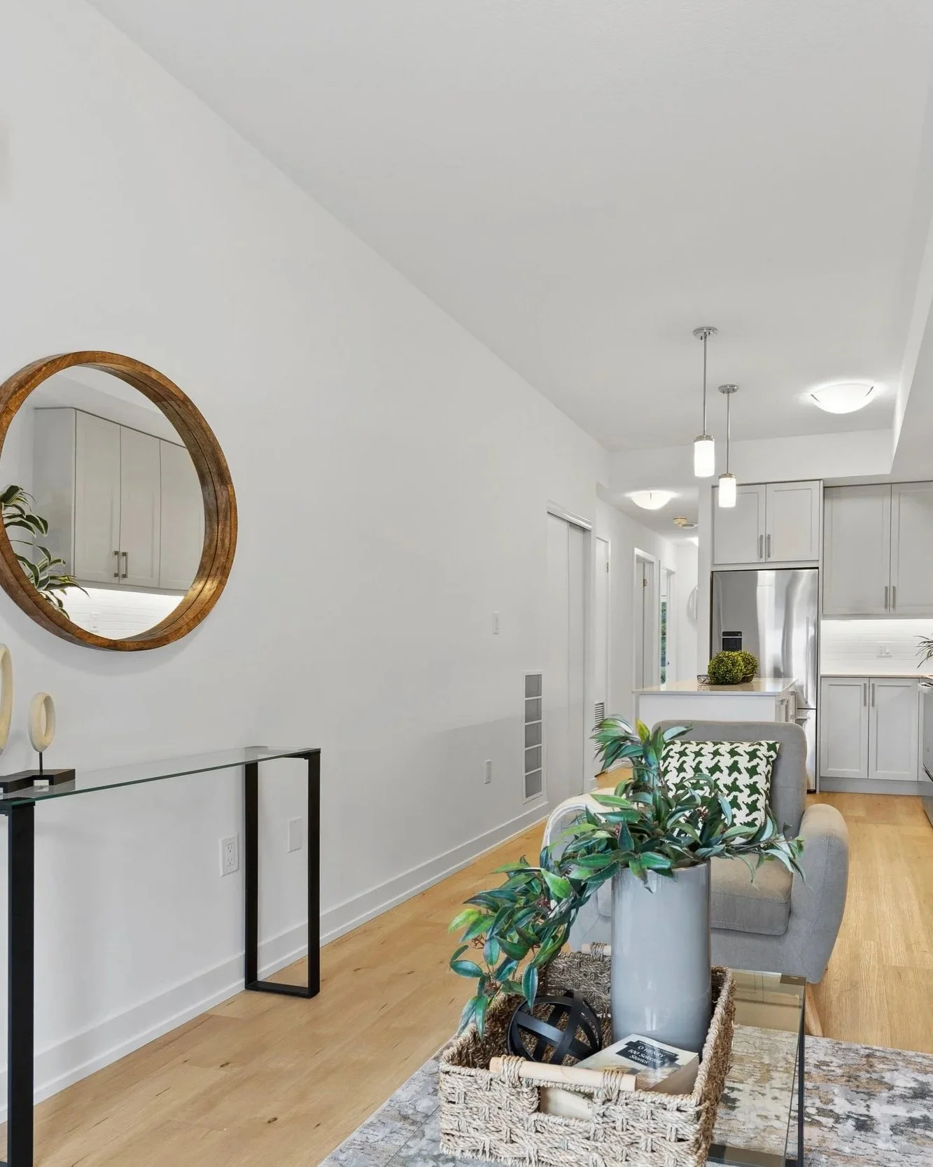 Small Black Sphere Decorative Ball - DB504