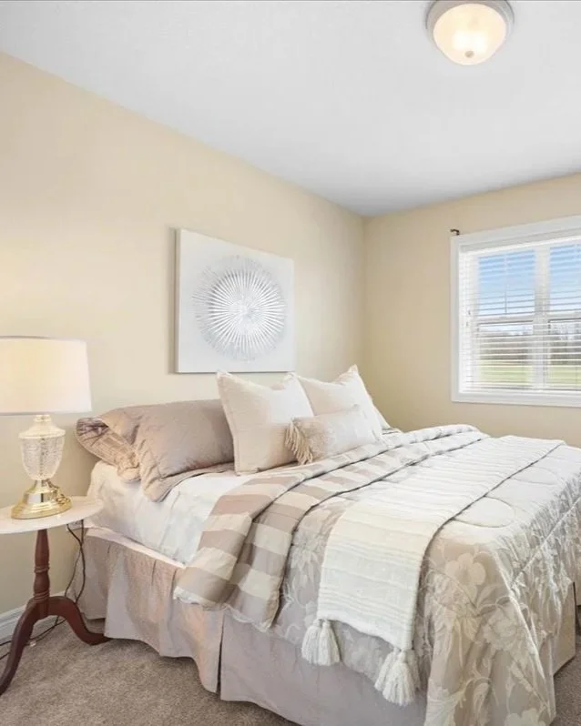 Cream Knit Textured Accent Pillow - AP24