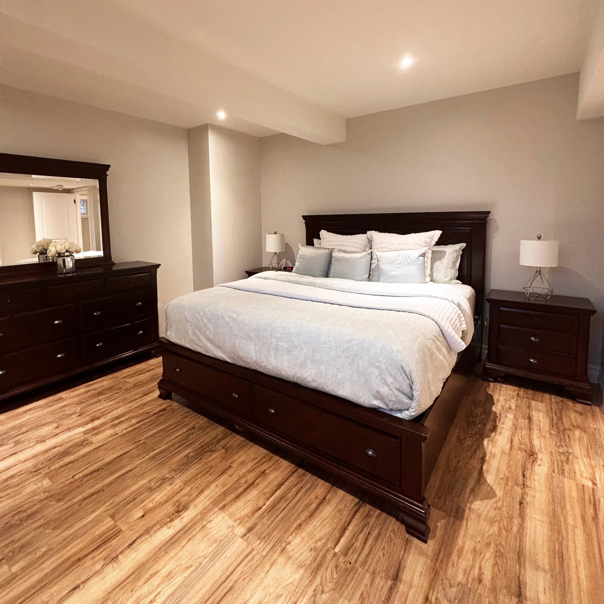 Silver Accent Pillow - AP774