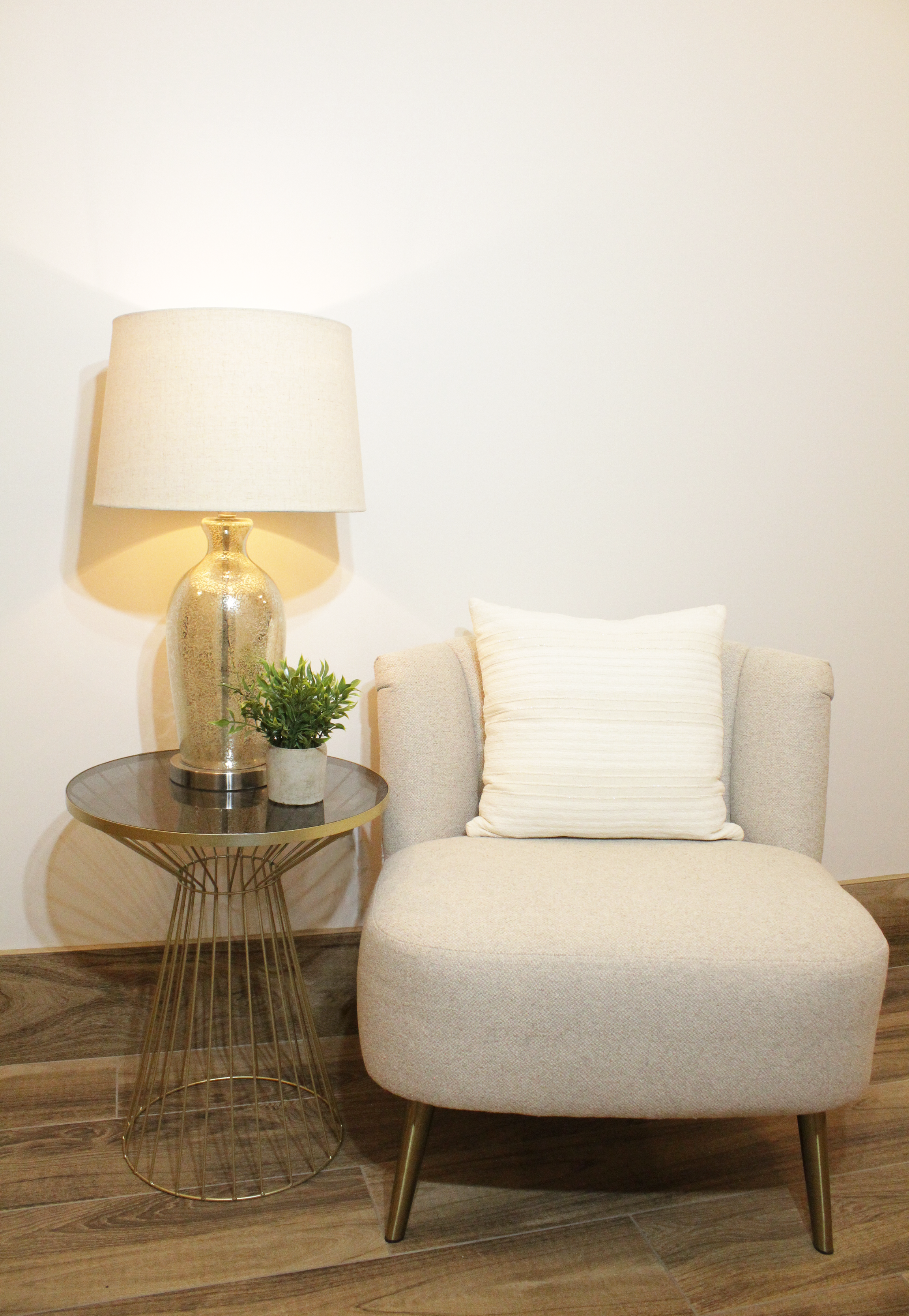 Beige Spider Lampshade with Silver Wiring - LS19