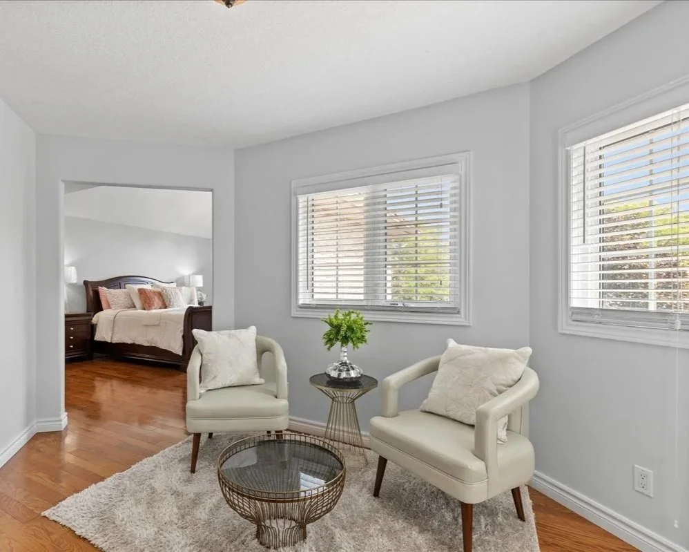 White with Stitched Beige Leaves Accent Pillow - AP754