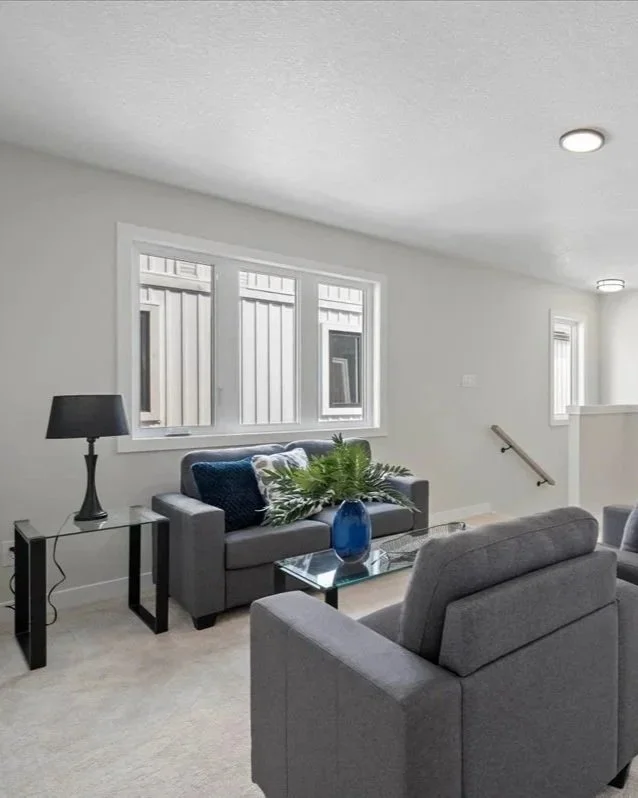 Luxor Loveseat - SF21