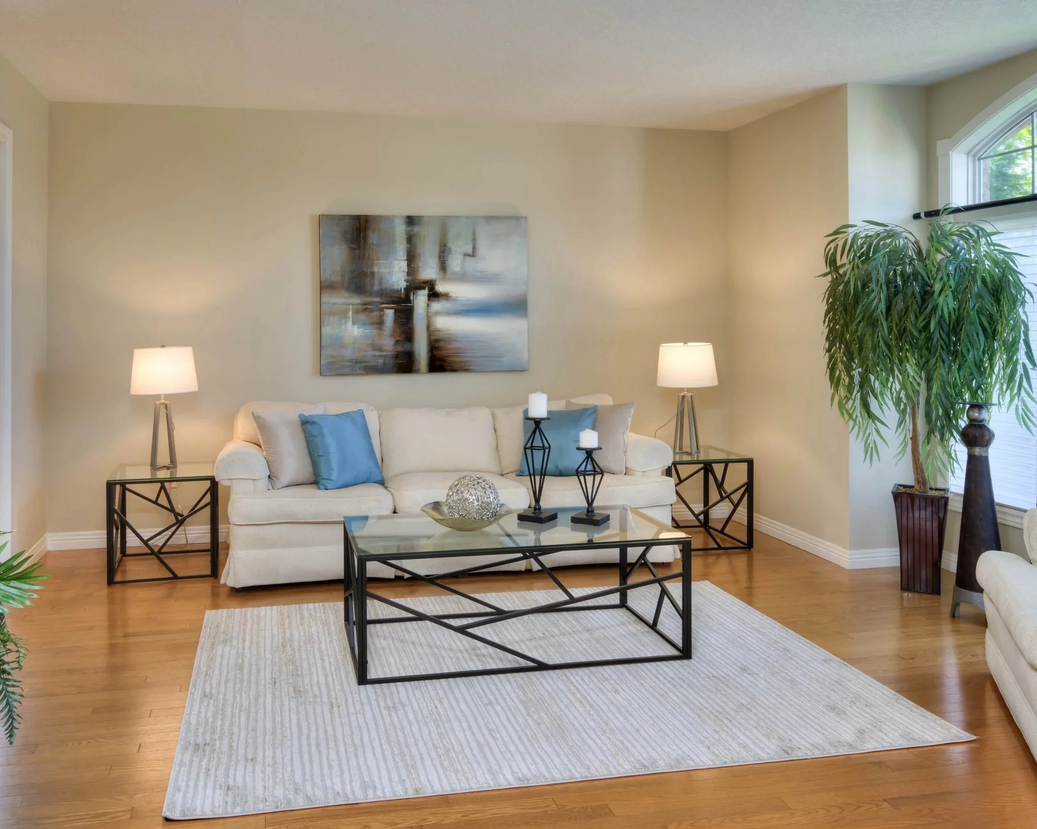 Courtney (5’ X 7’) - RG27