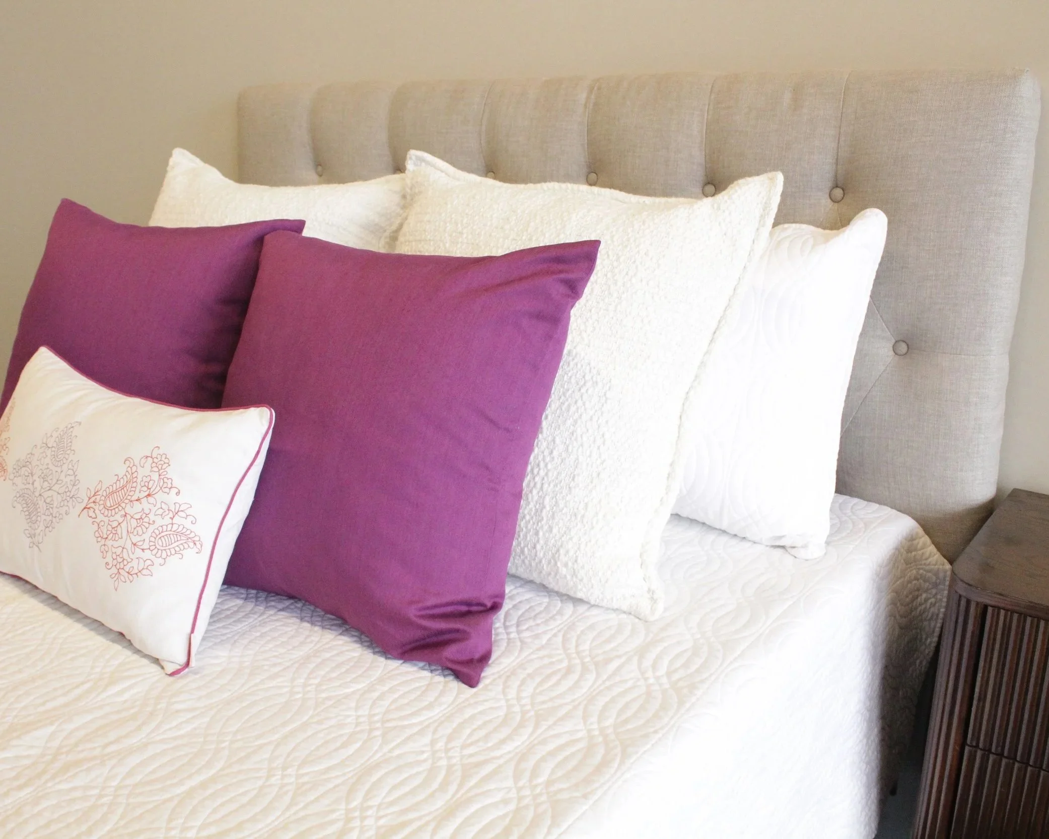 White Knit Euro Pillow - AP67