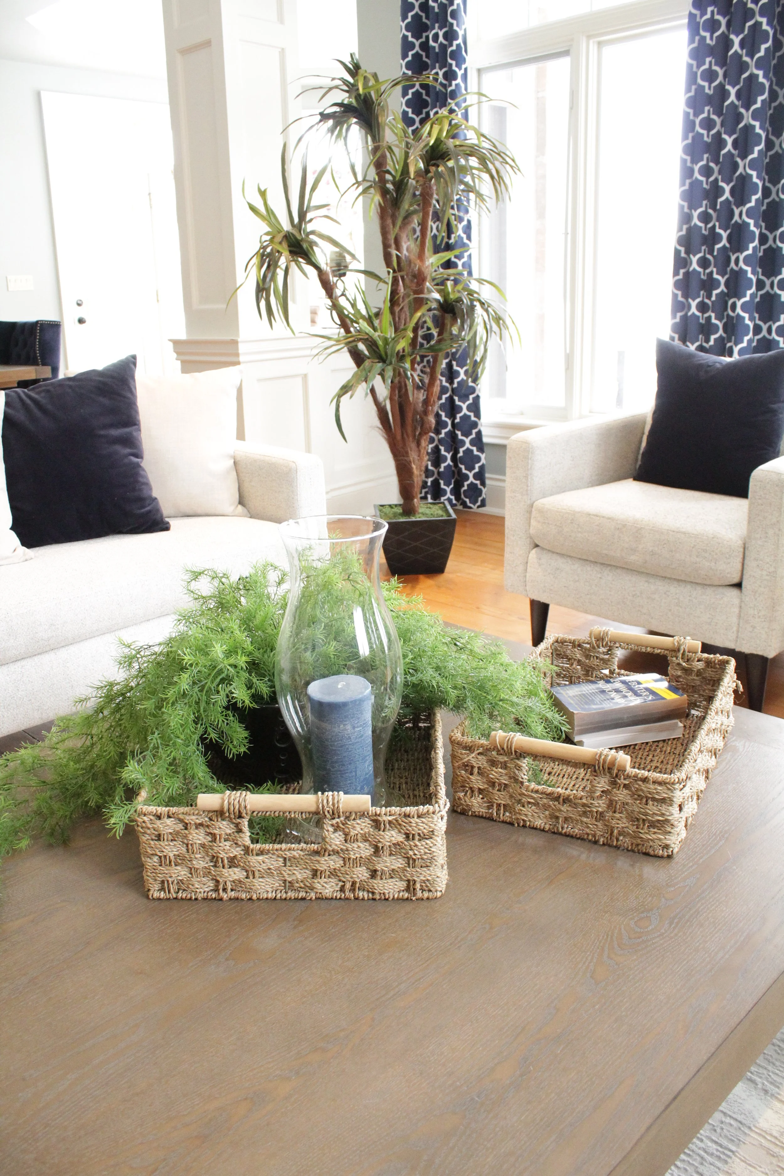 Square Beige Wicker Decorative Basket - DA5