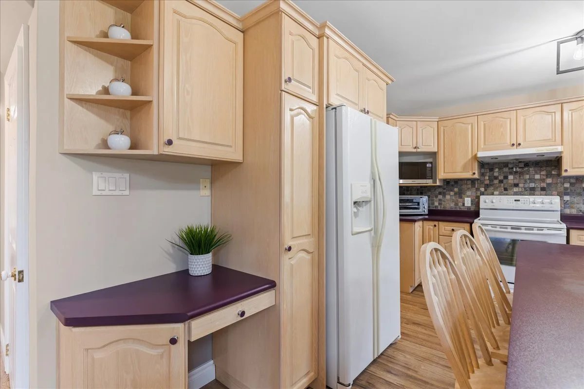 23-310 Westforest Trail Int-3777.jpg