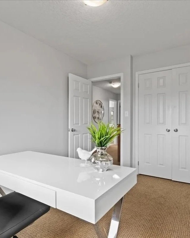 Chrome Textured Decorative Vase - DA435