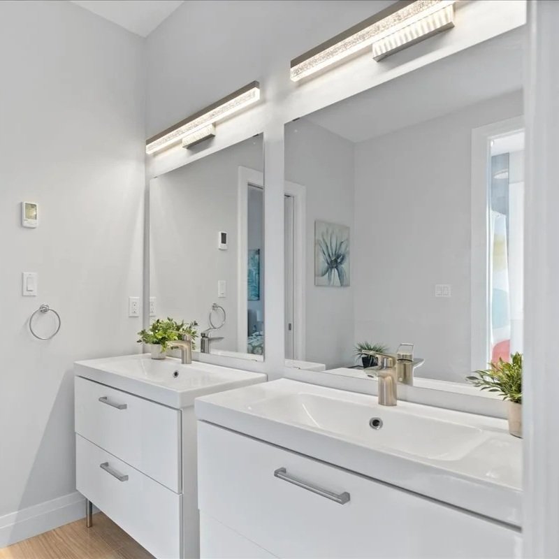 Blue Glory - AW414 (23" x 23")