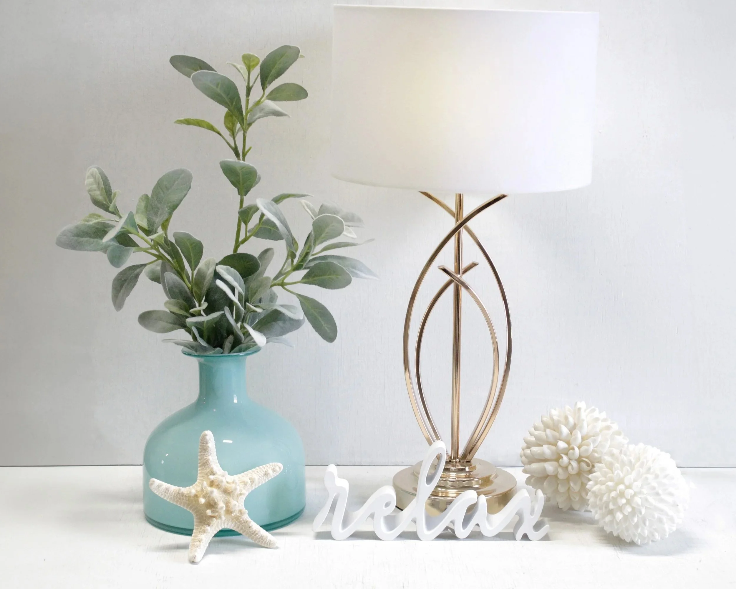 White "Relax" Decorative Accessory - DA280