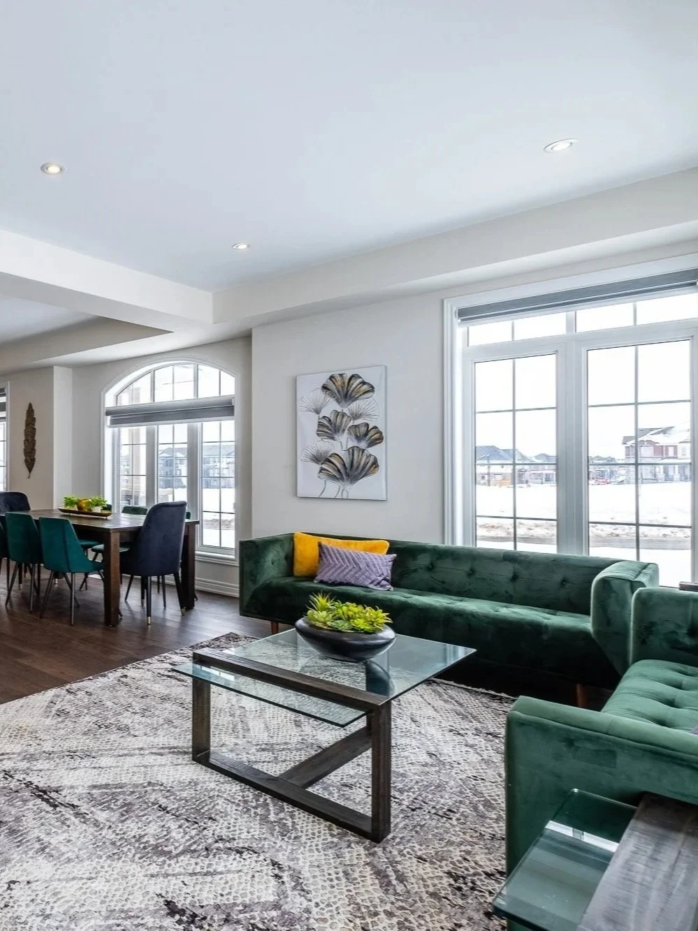 Golden Petals - AW505 (28" x 40")