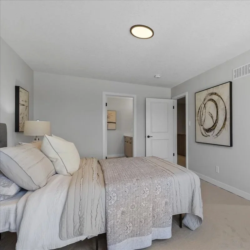 Beige Floral King Quilt - BD125