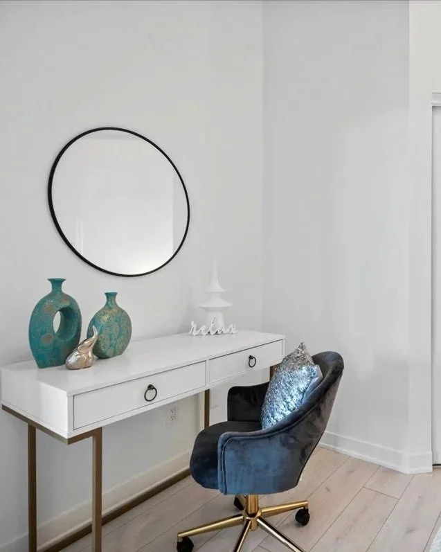 Oval Sequined Grey Accent Pillow - AP447