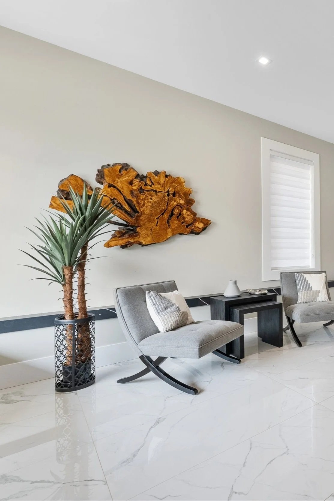 Black Patterned Floor Vase - FD73B