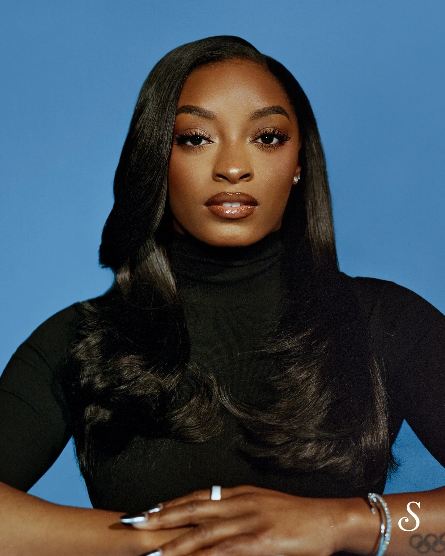 A Mogul💫. Hair on @simonebiles for @stylistmagazine 

CREDITS:
@stylistmagazine

Photography @danascruggs
Photography Director @tomgormer
Videographer @maxwilliamsvideo
Editor @sam.bottenberg.edits
Hair @byjustinrevenge
Make up @deythamua
Photograph