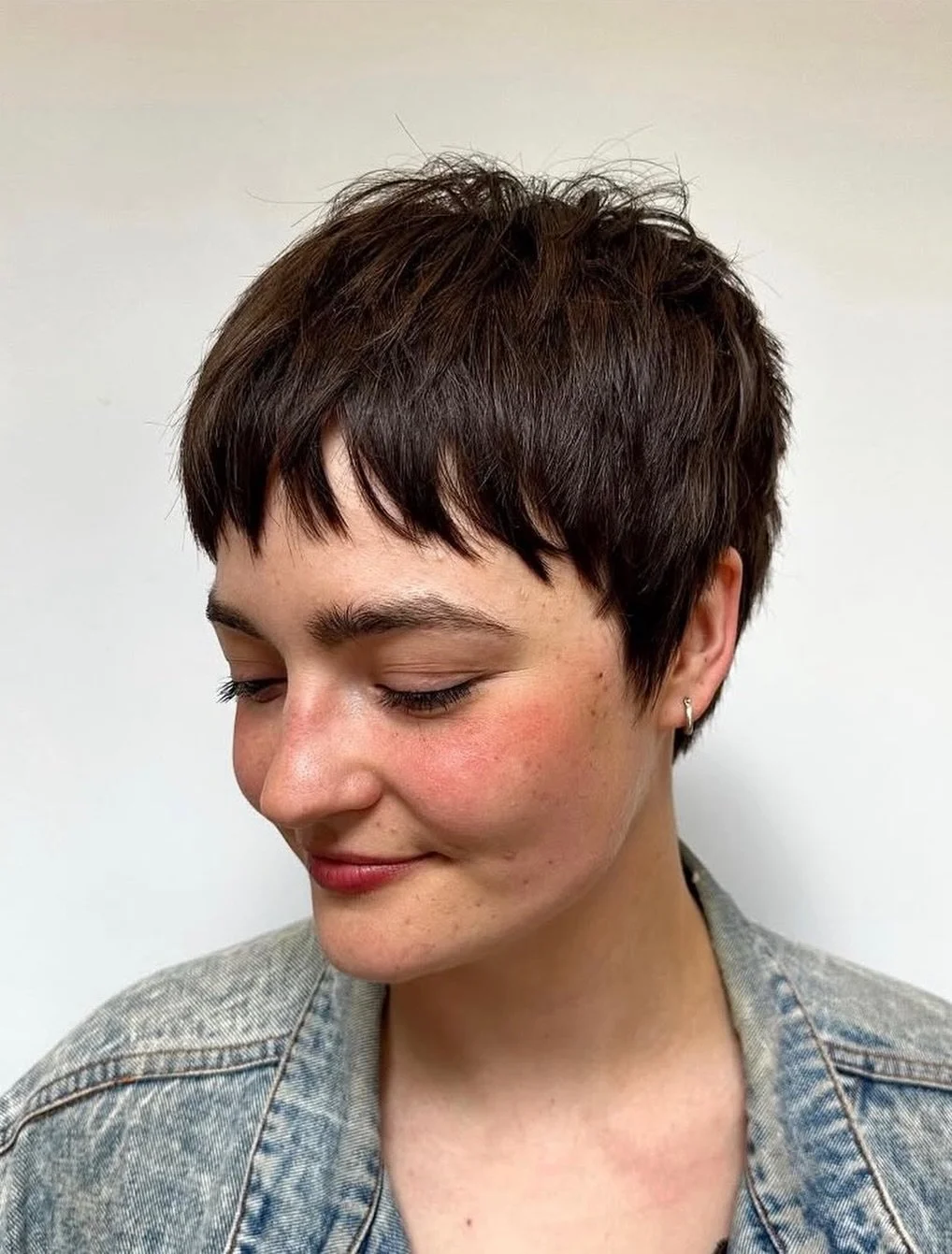 Manifesting ✨
&bull;
&bull;
Cutting off our dead ends, resetting our skin, cleaning out our spaces &amp; setting our intentions for 2026. 🔮 Thank you for keeping us moving this holiday season. 🫶🏽 
&bull;
&bull;
Seasonal reset for sweet @kendra__ki