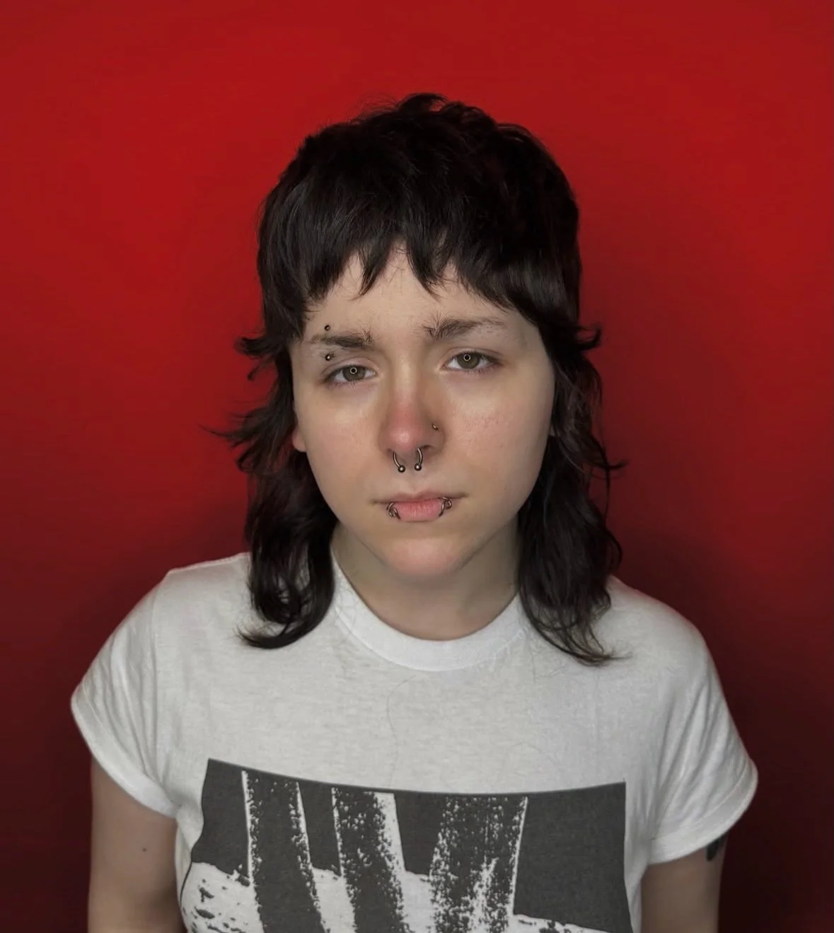 That&rsquo;s a baddie ⛓️🖤
&bull;
&bull;
Razor carved magic + shaved sides for this fairy mullet by: @cutbyhannah 🌱
&bull;
&bull;
📍Maeda Salon Louisville Kentucky