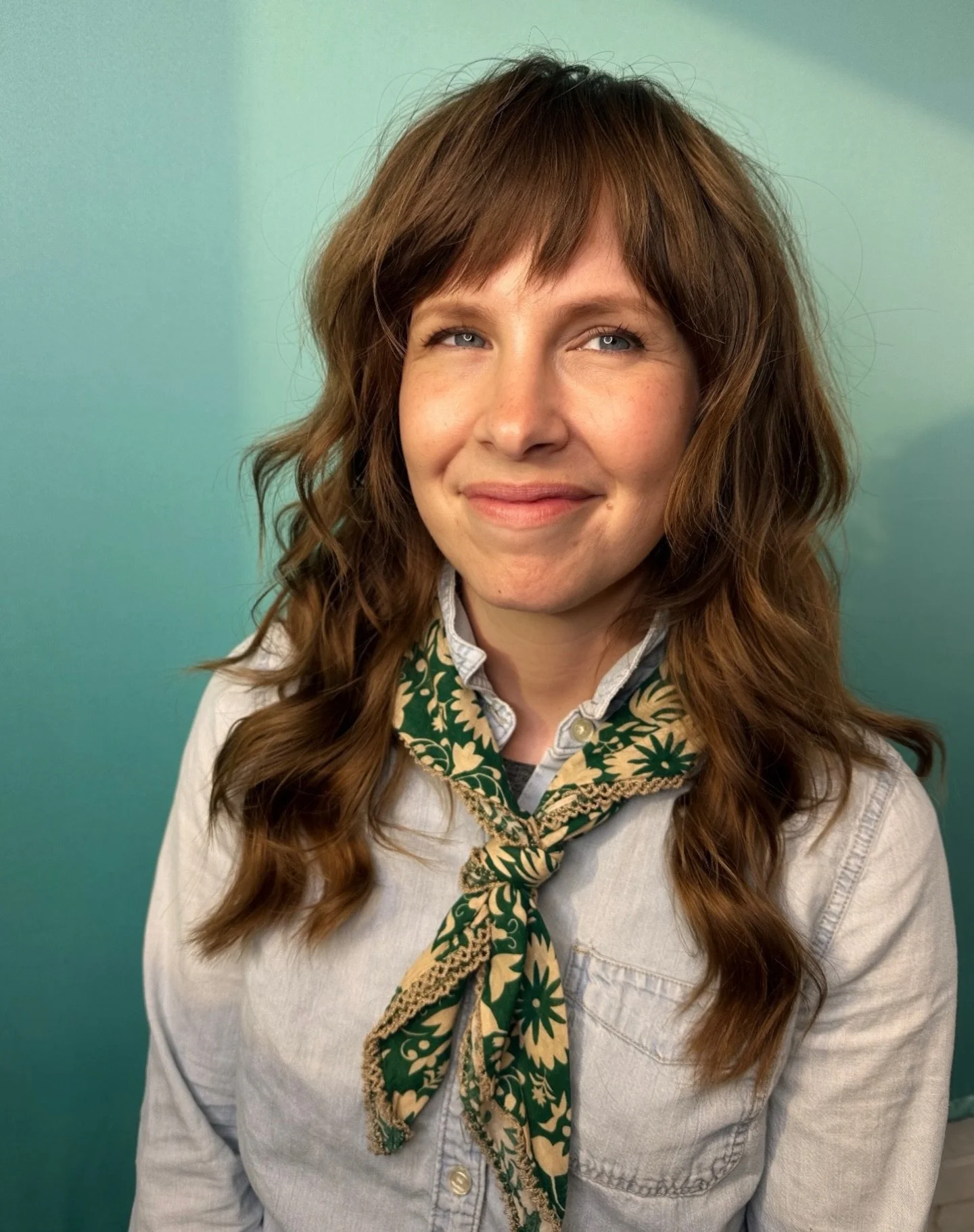 Spring cut for Sarah 🌷
&bull;
&bull;
So grateful to make your hair dreams come to life! 🌈 Bring in the doodles &amp; the screenshots. 〰️ We made our very customizable haircutting menu with you in mind. 🖤
&bull;
&bull;
Book directly ➡️ Via our @boo