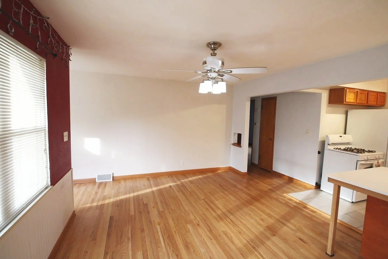 3333 61st St-DSM Photo 5-1.jpeg