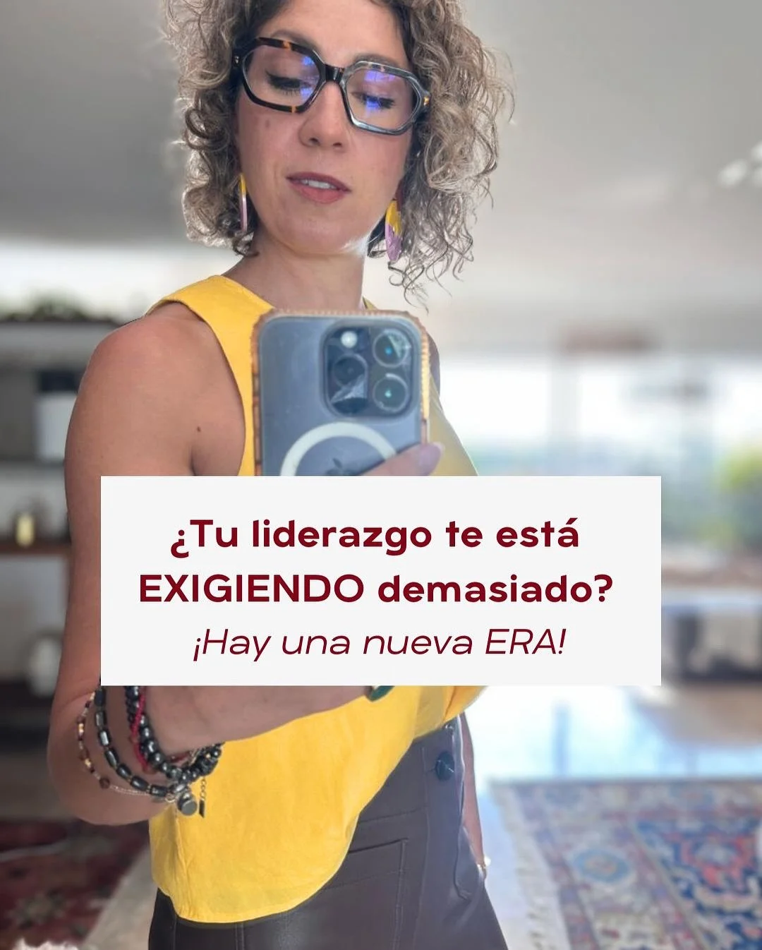 Lo inc&oacute;modo que sientes es tu nueva era tocando la puerta.

Deseas m&aacute;s, pero la claridad a&uacute;n no llega.
Sientes cansancio, confusi&oacute;n y demasiado ruido alrededor&hellip; pero por dentro sabes que algo m&aacute;s grande te es