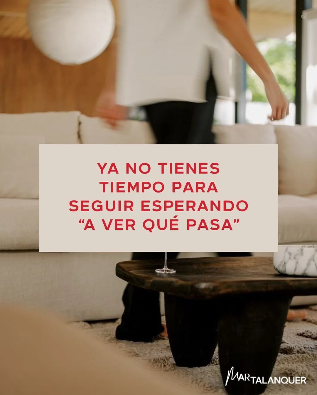 Ese v&eacute;rtigo que est&aacute;s sintiendo no es casualidad.

Es la se&ntilde;al de que toca dejar de reaccionar ante el cambio y m&aacute;s bien comenzar a elegir qu&eacute; crear en tu vida.

En esta nueva era, el poder no est&aacute; en tener t