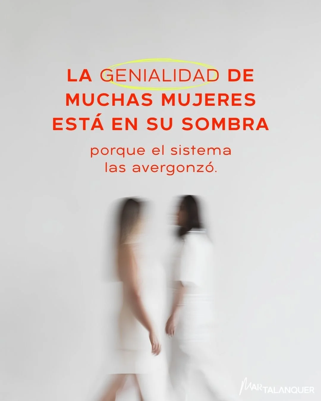Conozco mujeres brillantes, sumamente preparadas, con a&ntilde;os de terapia y todo el trabajo interno hecho, que se siguen frenando justo antes de ejecutar sus movimientos m&aacute;s grandes .

No es falta de capacidad o de estrategia. Es que tu for