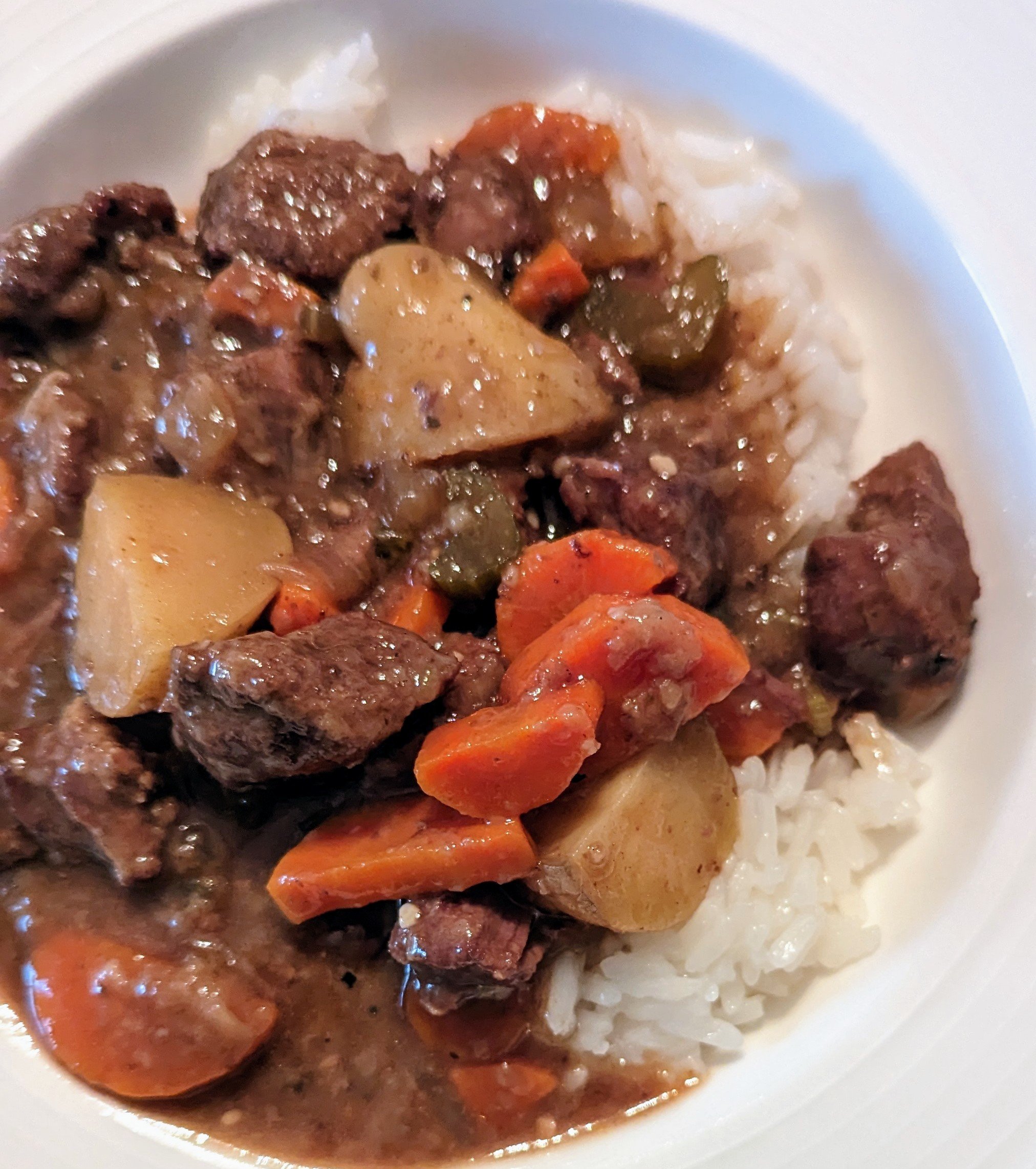 THE BEST BEEF STEW IN THE CROCKPOT