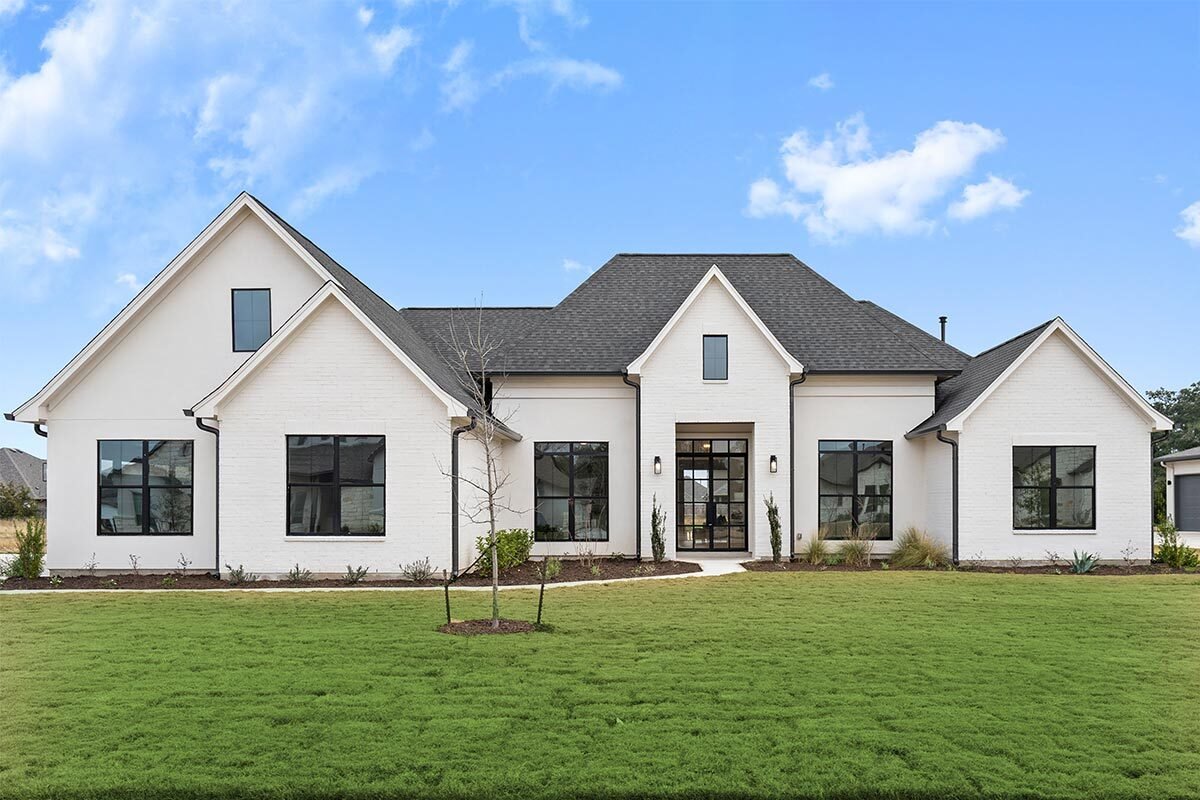 Ranch 2 Front Elevation.jpg