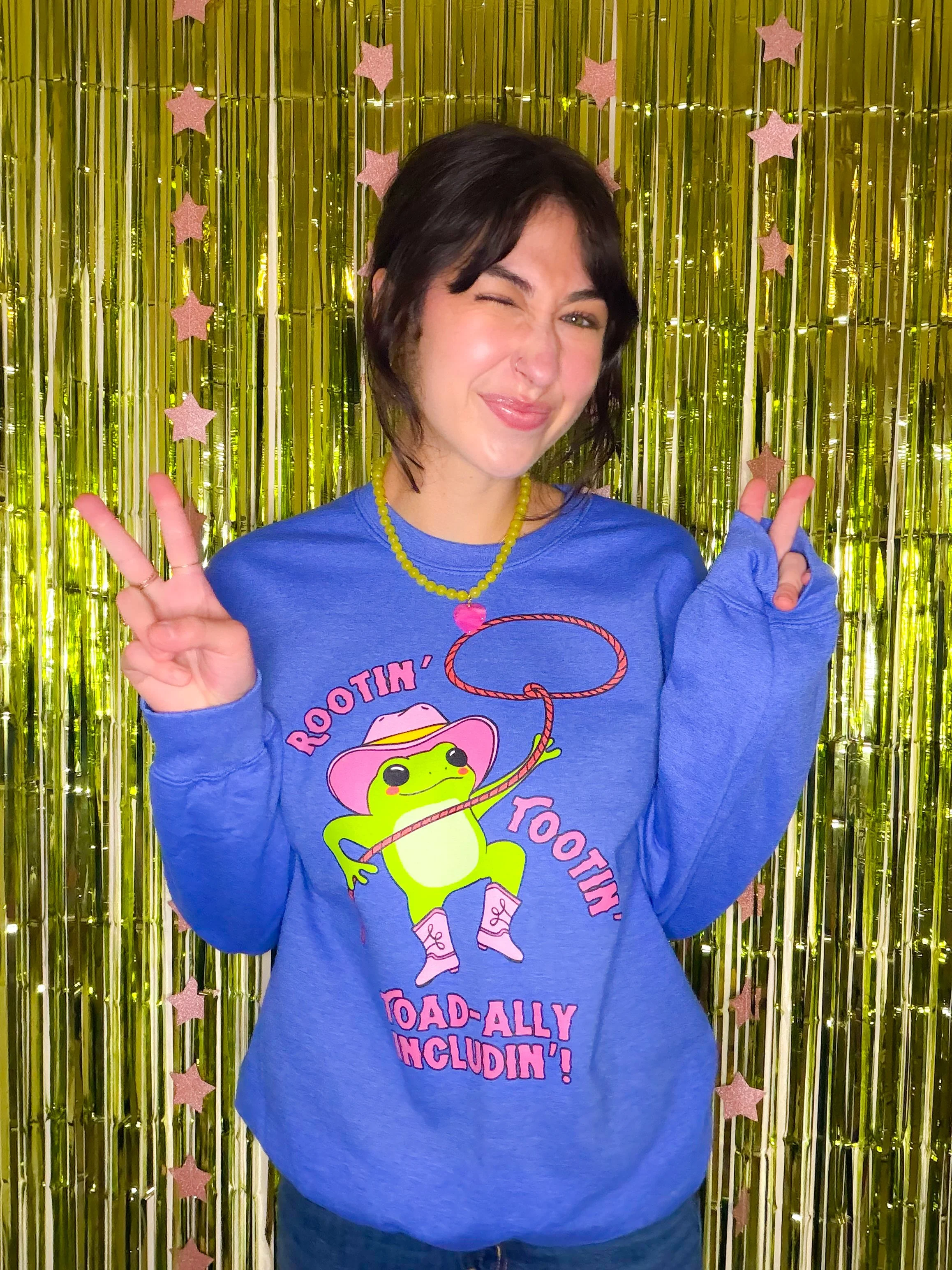 rootin, tootin, toad-ally includin! - gildan sweatshirt