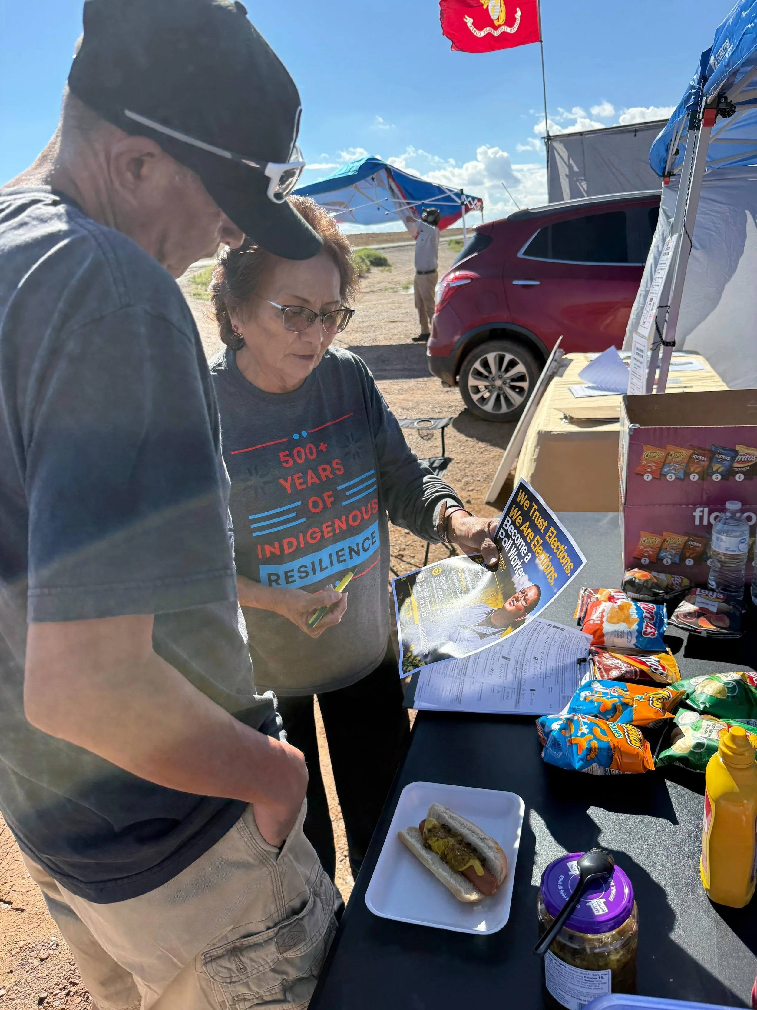 Our firekeeper Lucy hard at work in Navajo land!! She is set up at pi&ntilde;on jct 191 up to 1pm !!!