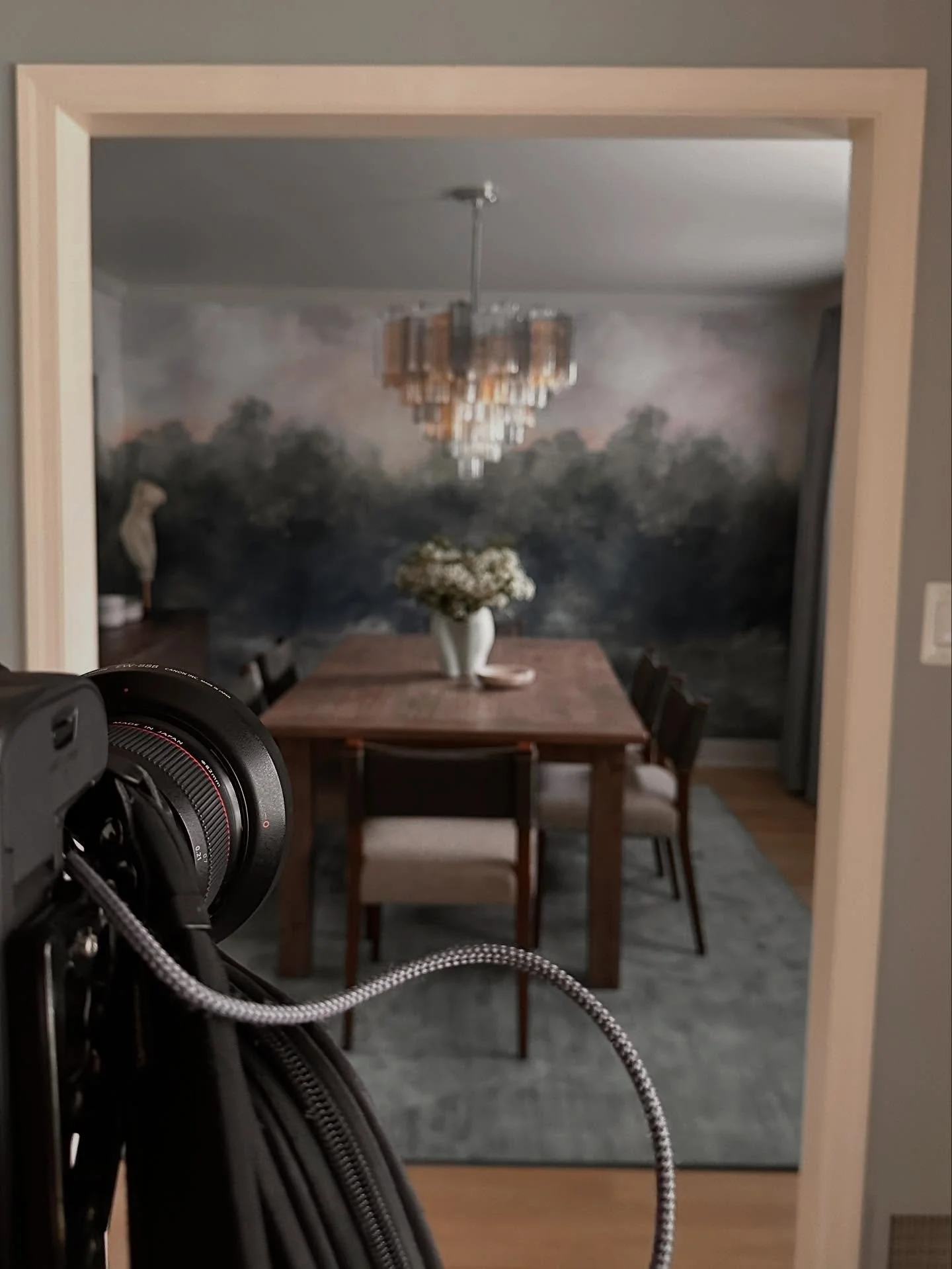 Behind the scenes with @jennverrierphoto and @ambercondrydesign today!